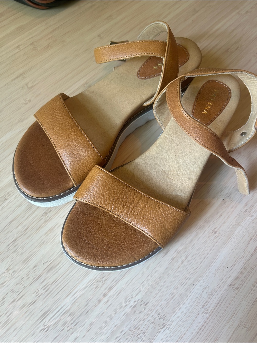 Women's Tan Strappy Open-Toe Sandals with Ankle Strap